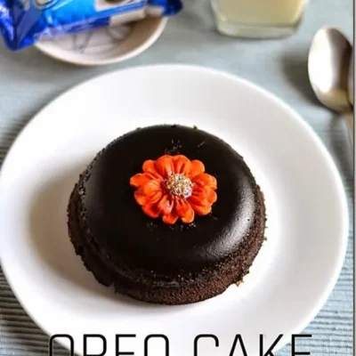 2 Minute Eggless Microwave Chocolate Cake