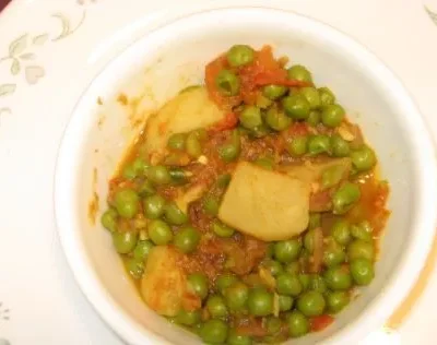 Aaloo Mattar Indian-Style Peas And