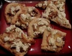 Aarsis Ultimate Peach And Goat Cheese Pizza