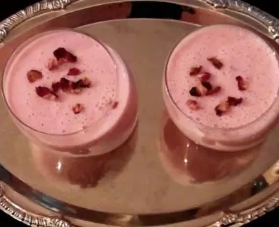 Aarsis Ultimate Strawberry And Rose Lassi