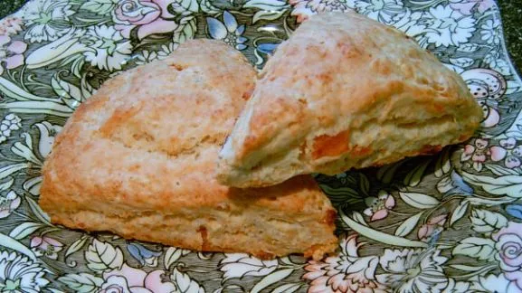 Almond Apricot Scones Recipe – Inspired by Starbucks Favorites