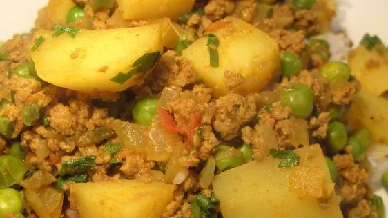 Aloo Keema Potato And Mince Curry