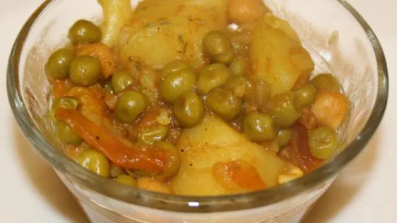 Aloo Mutter – Indian Potatoes With Peas