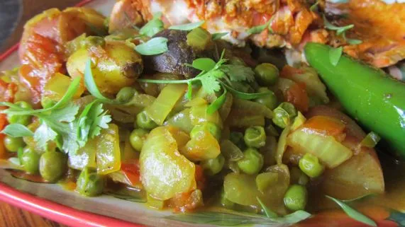 Aloo Rasdar – Indian Potato In Gravy Ala