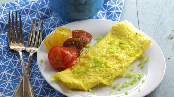 Alton Brown’s Ultimate Fluffy Omelet Recipe