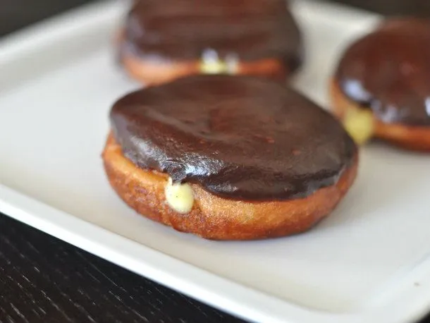 Alton Browns Yeast Doughnuts