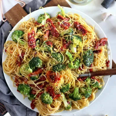 Angel Hair Pasta W/Garlic &Amp; Sun Dried Tomatoes