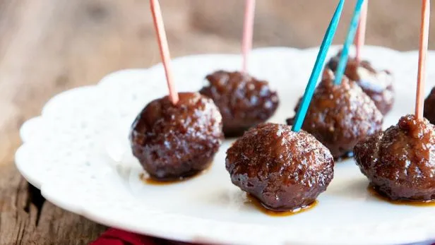 Appetizer Grape Jelly And Chili Sauce Meatballs