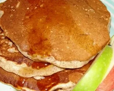 Apple And Flax Pancakes