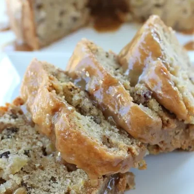 Apple And Pecan Cake