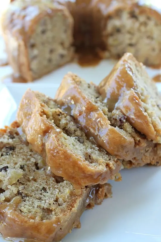 Apple And Pecan Cake