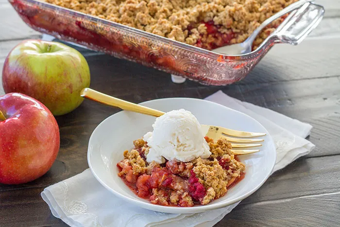 Apple And Raspberry Crisp