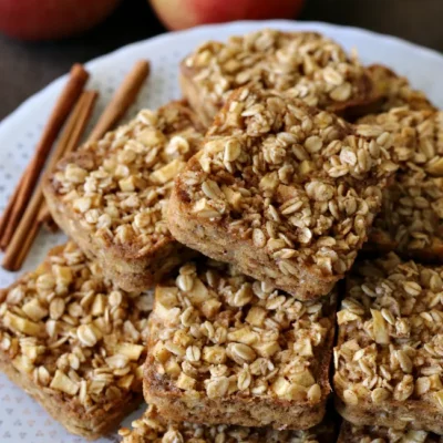 Apple Cinnamon Squares