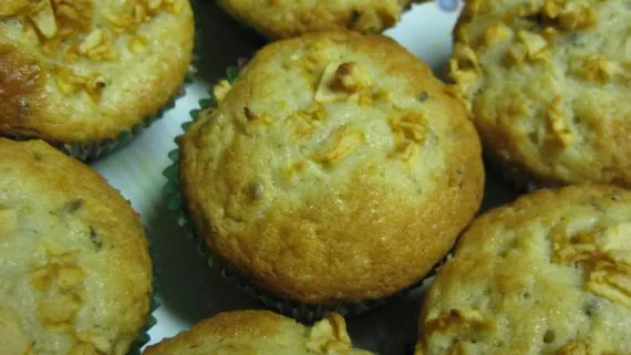 Apple Lavender Muffins