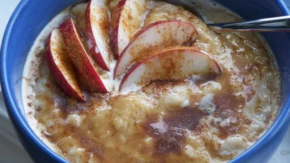 Apple Pie Oatmeal