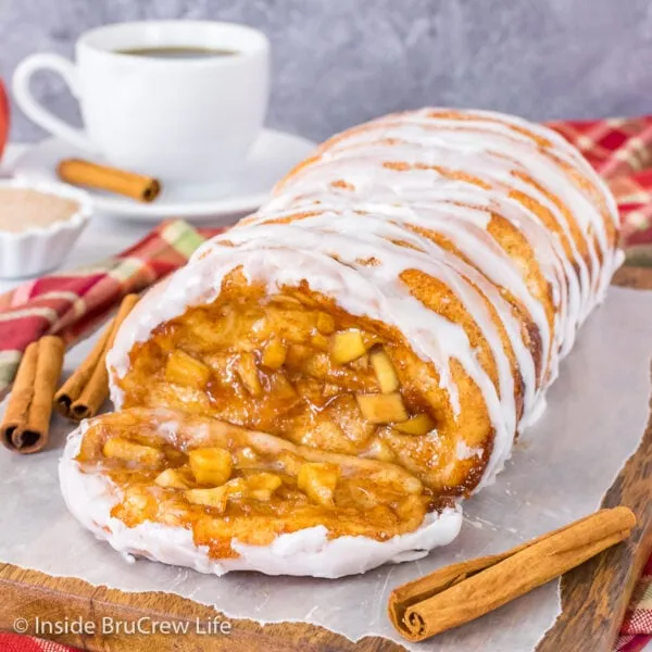 Apple Praline Bubble Bread