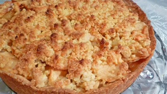 Apple Shortbread Pie