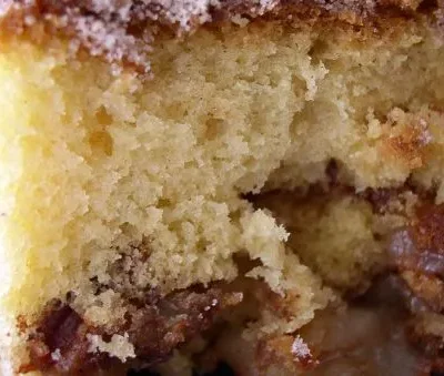 Apple And Sour Cream Coffee Cake Delight