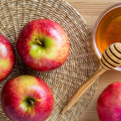 Apples With Honey