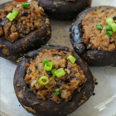 Asian-Inspired Stuffed Portabella Mushrooms