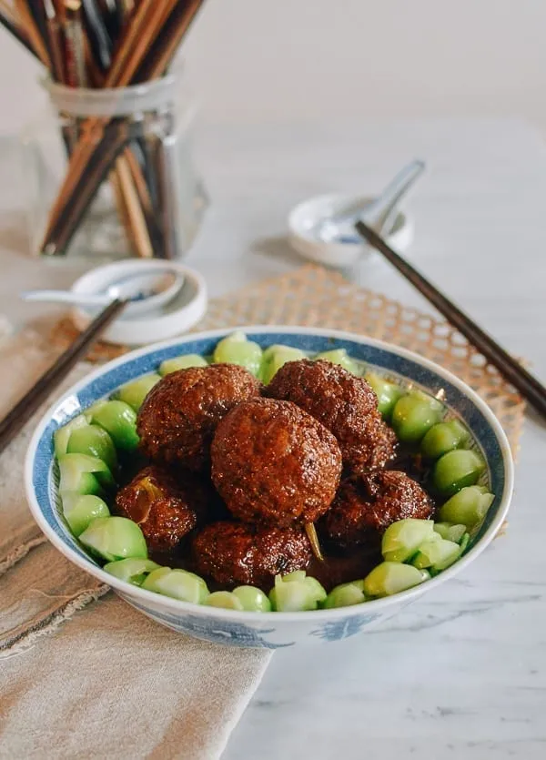 Asian Pork Balls With Napa Cabbage