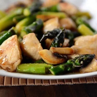 Asparagus Chicken Stir Fry