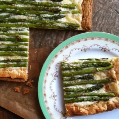 Asparagus Gruyere Tart