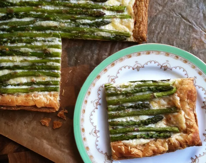 Asparagus Gruyere Tart