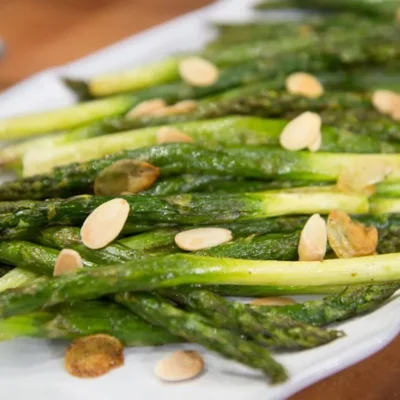 Asparagus With Almonds