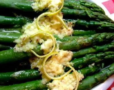 Asparagus With Lemon And Parmesan Butter