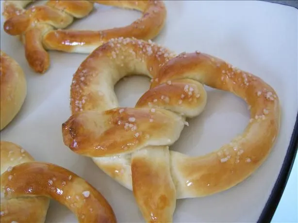 Aunties Delicious Soft Pretzels, Amish