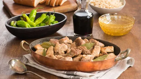 Authentic Pork Adobo Recipe with Vinegar and Soy Sauce