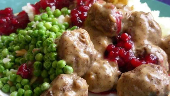 Authentic Swedish Meatballs Recipe with Lingonberry Sauce