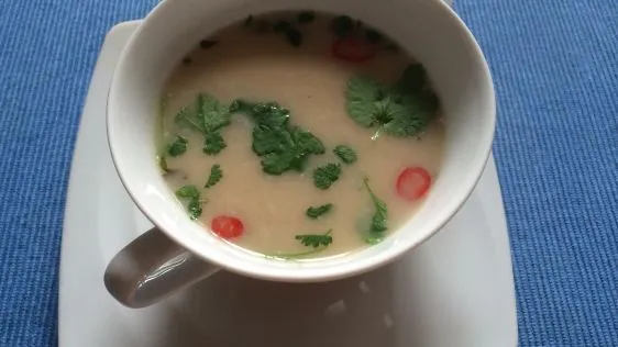 Authentic Thai Coconut Galangal Chicken Soup (Tom Kha Gai) Recipe