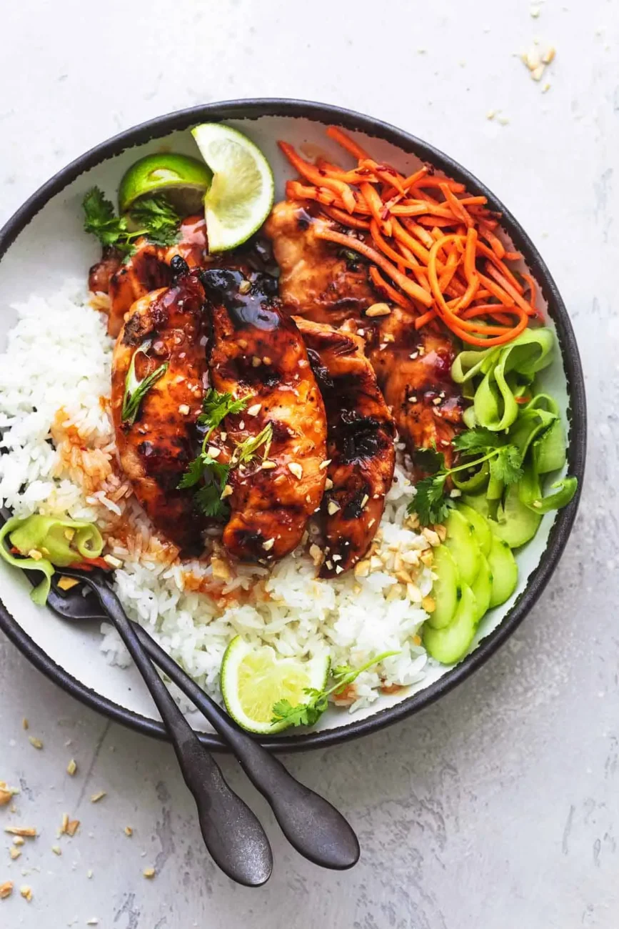 Authentic Thai-Style Chicken Recipe Bursting with Flavor