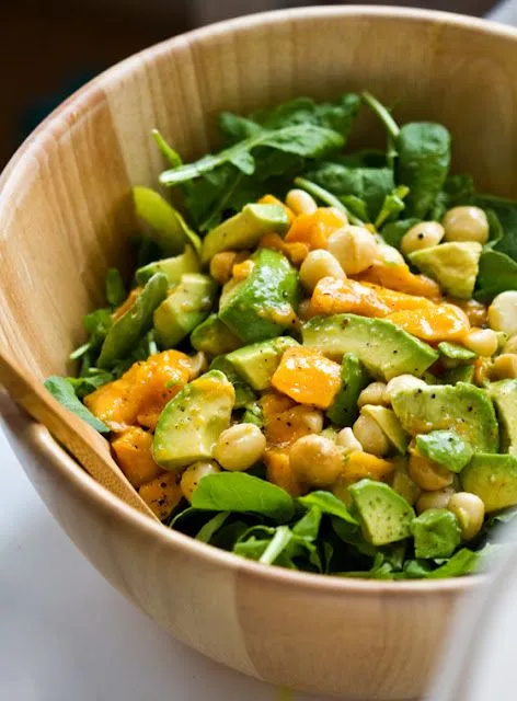 Avocado And Macadamia Nut Salad