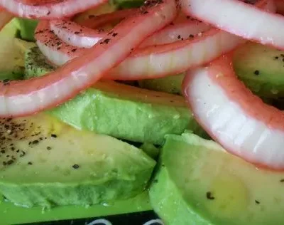 Avocado Salad - Ensalada De Aguacate