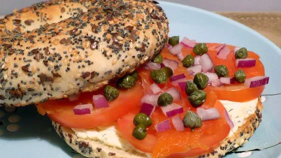 Bagels With Smoked Salmon Ww