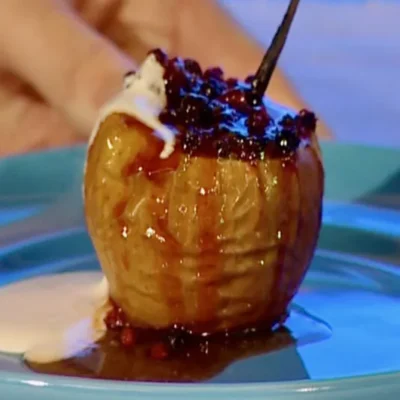 Baked Apples With Honey And Slivered