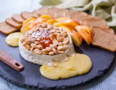 Baked Brie With Mango Chutney