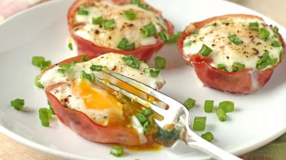 Baked Egg In Ham Cups With Parmesan And