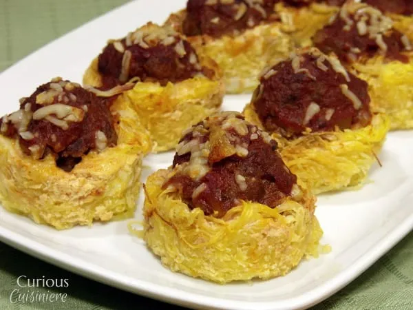 Baked Eggs In Spaghetti Squash Nests