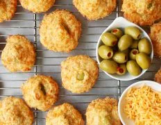 Baked Green Olives In Spicy Cheese Pastry