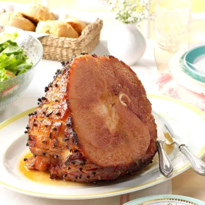 Baked Ham With Horseradish Glaze