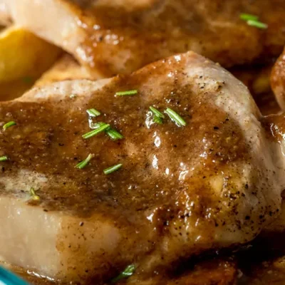 Baked Pork Chops And Apples