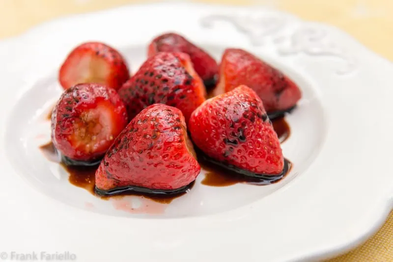 Balsamic Glazed Strawberries Delight