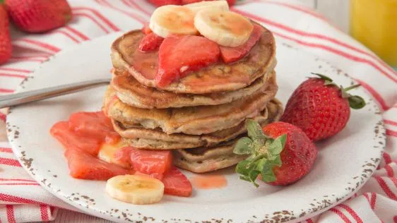 Banana Berry Pancakes