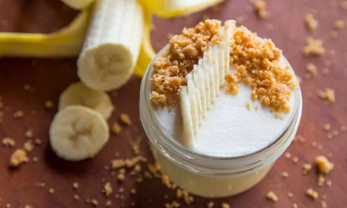 Banana Pudding With Graham Cracker Crunch