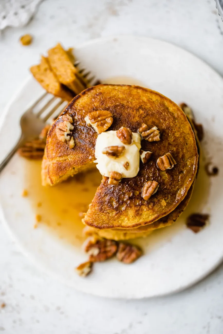 Banana, Raisin, And Oatmeal Pancakes