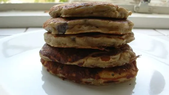 Banana, Raisin, And Oatmeal Pancakes